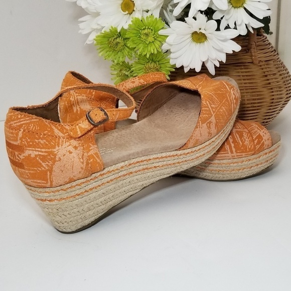 Toms platform wedges sandals - Picture 2 of 5